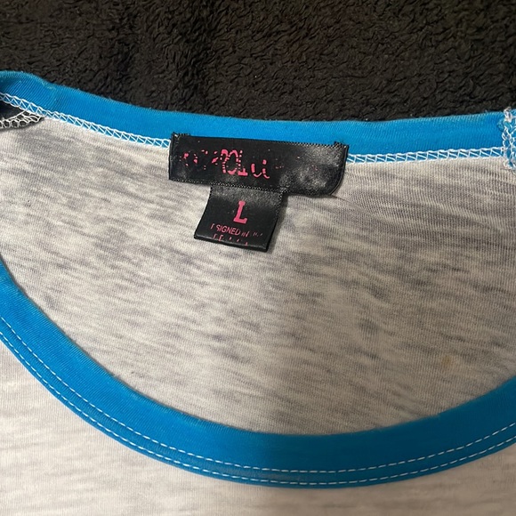 Women’s top - Picture 2 of 3